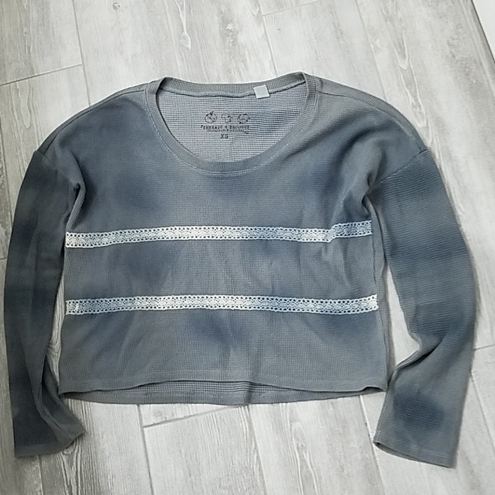 Sundance soft semi crop top almost  like new!